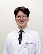 권오철님의 목록 이미지입니다.